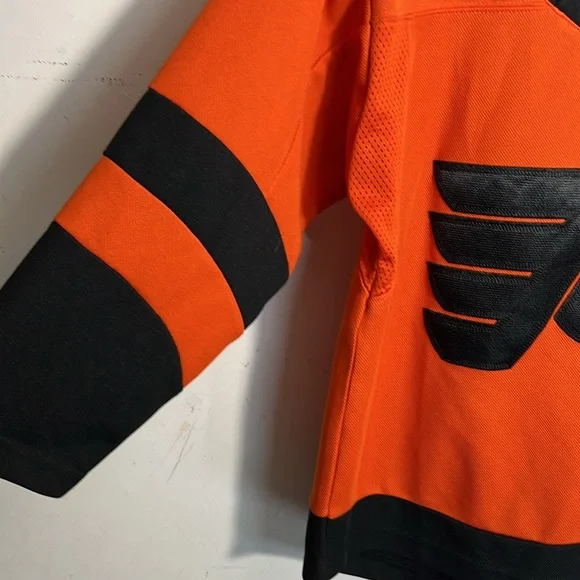 Philadelphia Flyers 2019 STADIUM SERIES NHL Hockey Jersey Youth Sz S/M - Picture 2 of 9